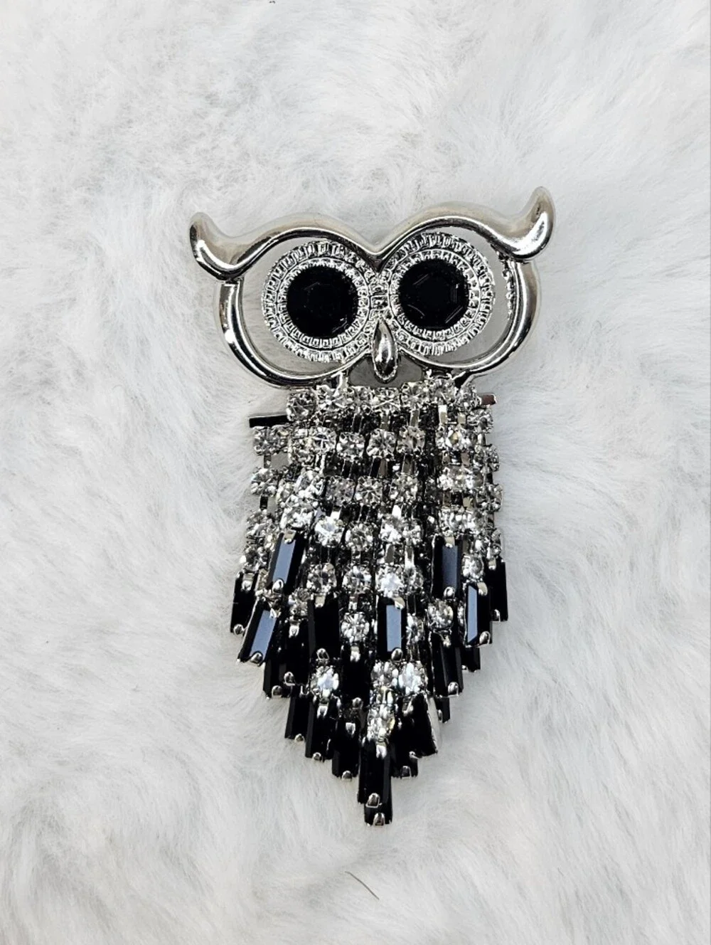Vintage Style Rhinestone Owl Brooch